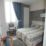 מלון Le Grand De - Logis Restaurant מאיין