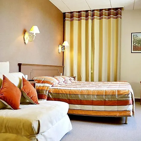 Logis Au Grand Et Son Restaurant מאיין