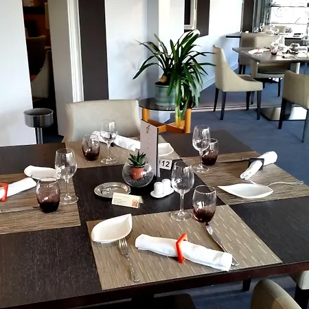 Le Grand De - Logis Restaurant 3*