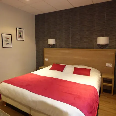 Logis Au Grand Et Son Restaurant Hotel 3*