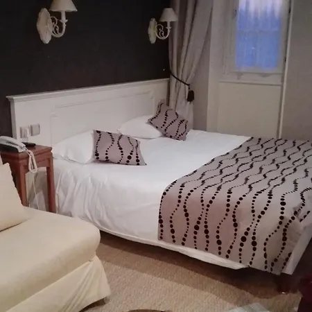 מלון Logis Au Grand Et Son Restaurant