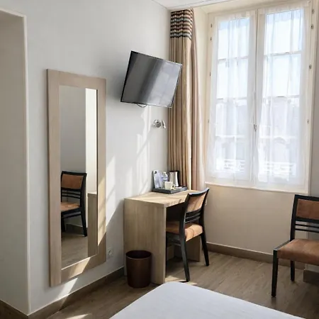 Le Grand De - Logis Restaurant Mayenne