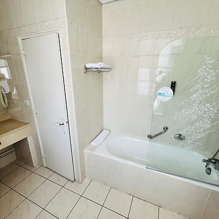 Le Grand De - Logis Restaurant Hotel 3*