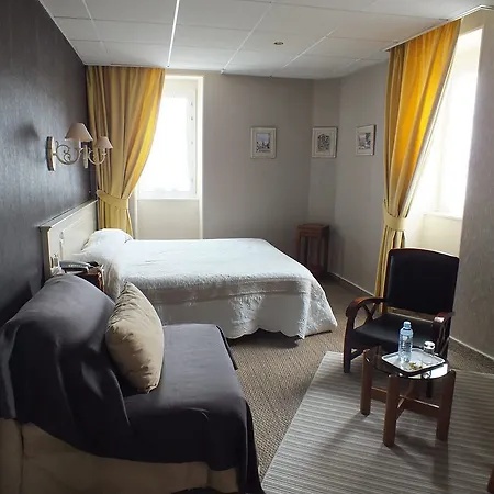 Hotel Logis Au Grand Et Son Restaurant