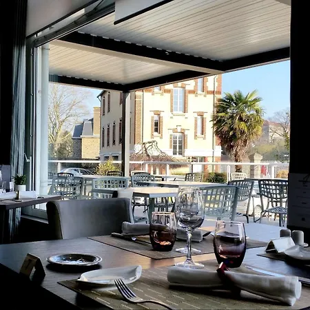 Le Grand De - Logis Restaurant Hotel Mayenne