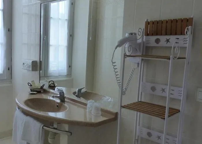 Hotel Le Grand De - Logis Restaurant 3*