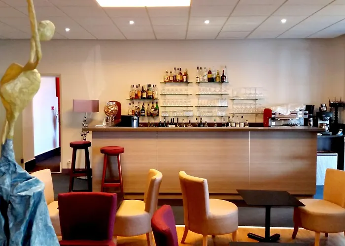 Le Grand De - Logis Restaurant Hotel 3*