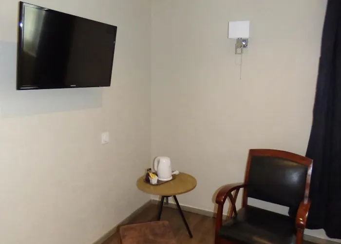 Le Grand De - Logis Restaurant Hotel Mayenne