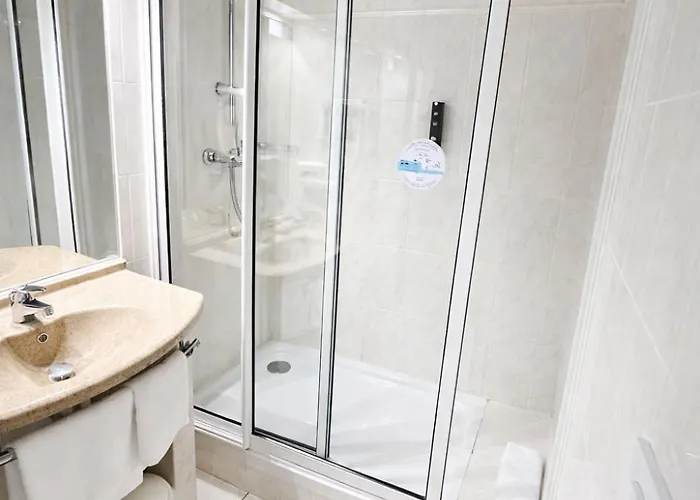 Le Grand De - Logis Restaurant 호텔 3*