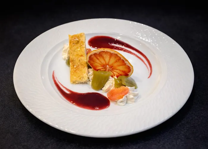 Le Grand De - Logis Restaurant 3*