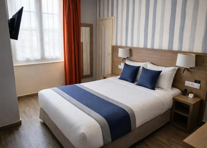 Le Grand De - Logis Restaurant 호텔