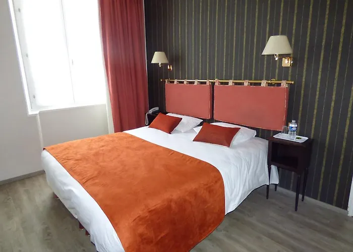 Hotel Logis Au Grand Et Son Restaurant