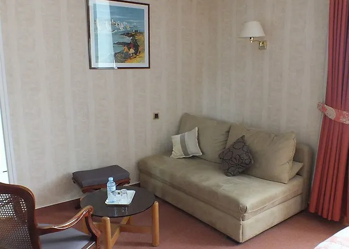 Le Grand De - Logis Restaurant