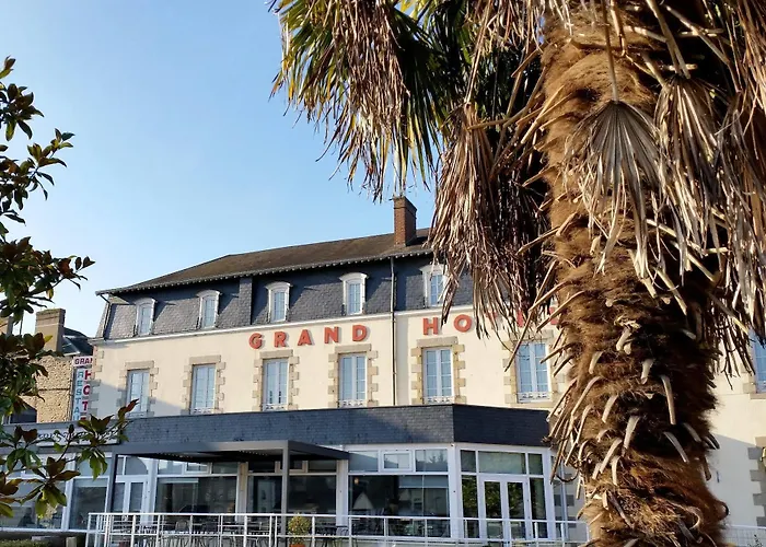 Le Grand De - Logis Restaurant Hotel 3*