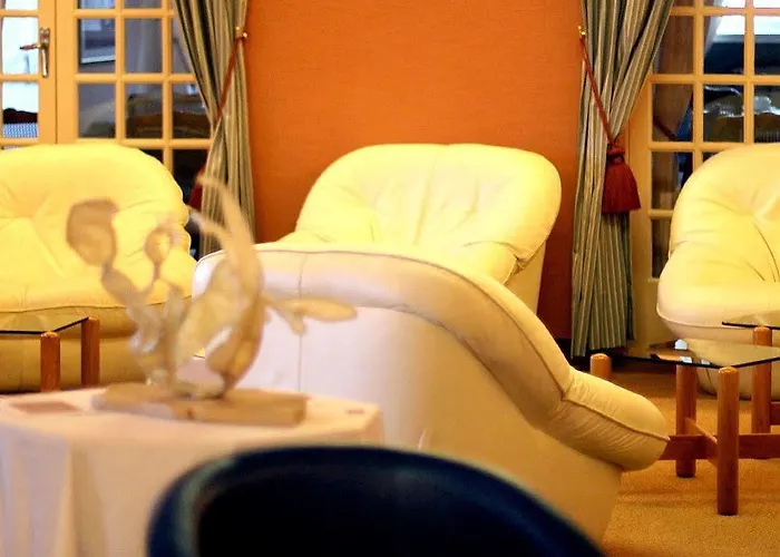 Le Grand De - Logis Restaurant 3* Mayenne